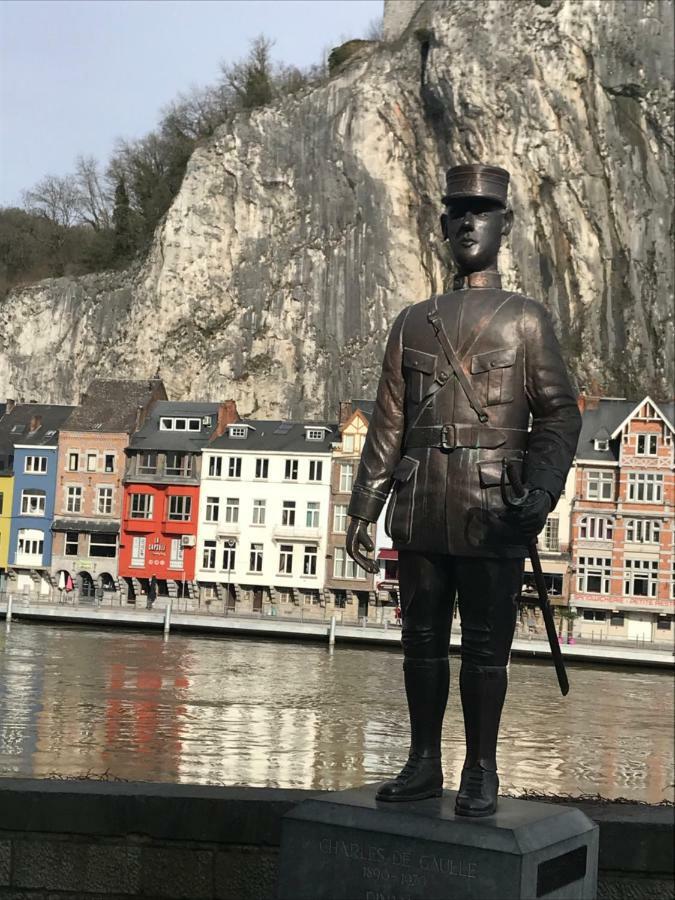Le Saxo Cuivre Apartment Dinant Bagian luar foto