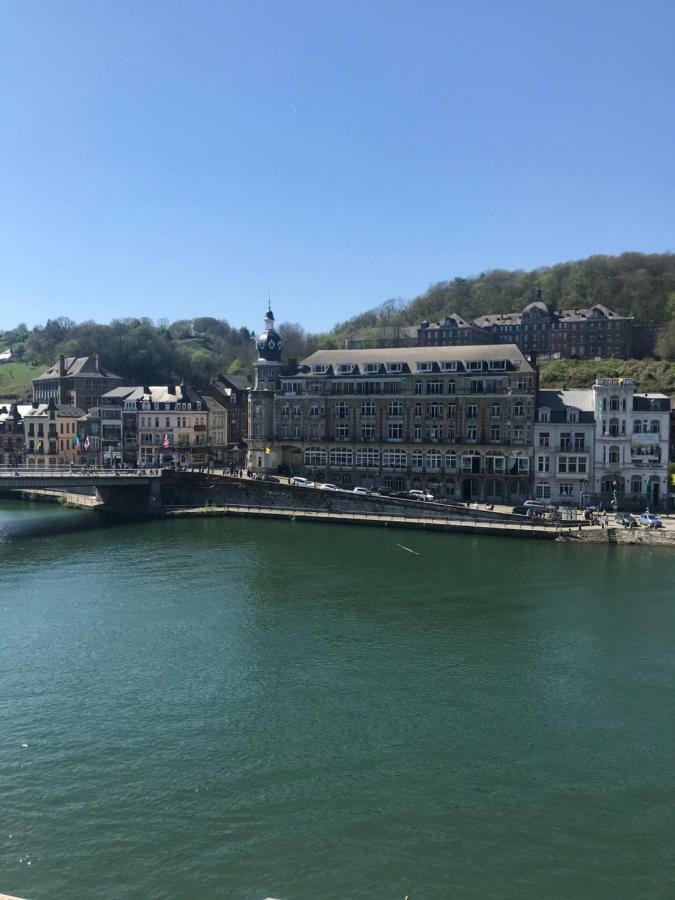 Le Saxo Cuivre Apartment Dinant Bagian luar foto